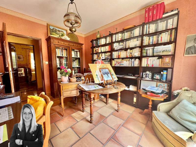 Villa - 202 m² - 7 pièces