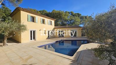 Maison - 169 m² - 7 pièces