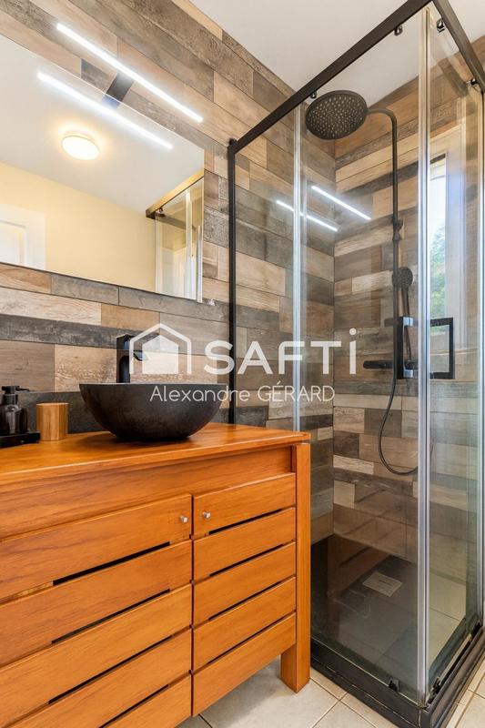 Maison - 145 m² - 6 pièces