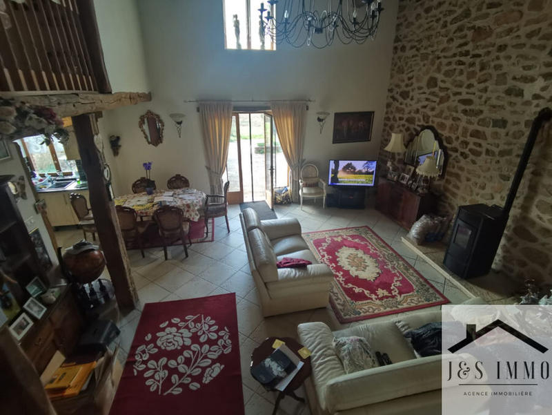 Maison de campagne - 238 m² - 8 pièces