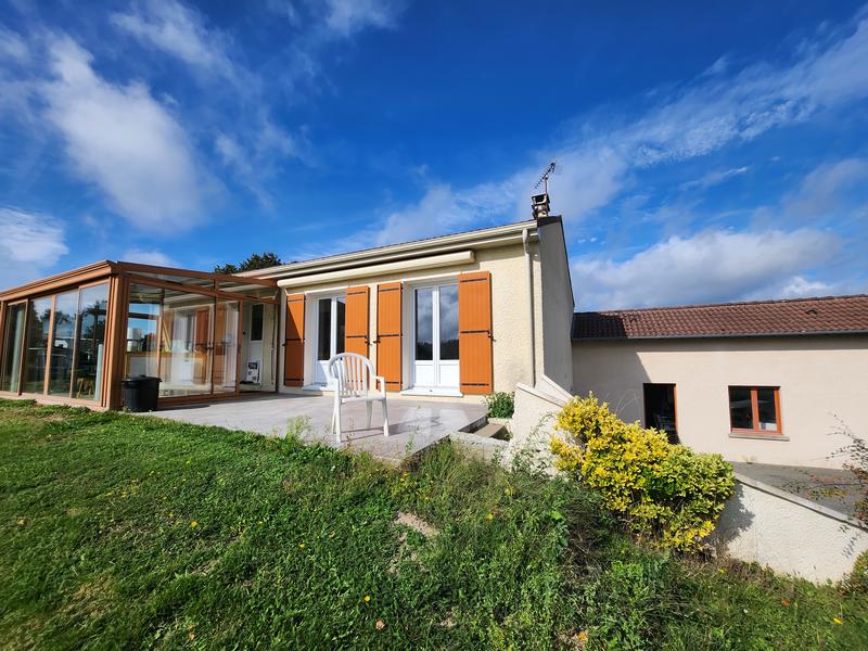 Maison - 101 m² - 5 pièces