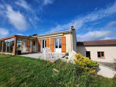 Maison - 101 m² - 5 pièces