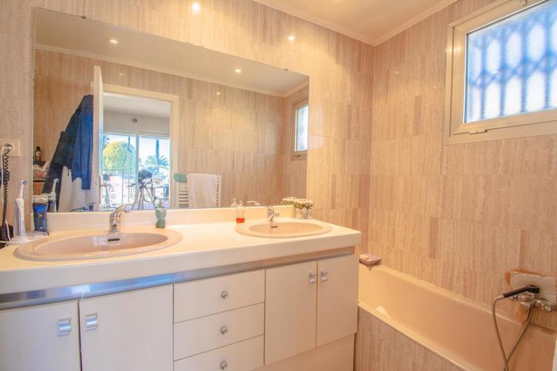 Appartement - 132 m² - 4 pièces