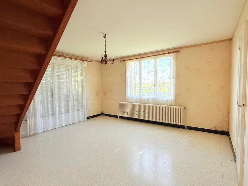 Maison - 92 m² - 5 pièces