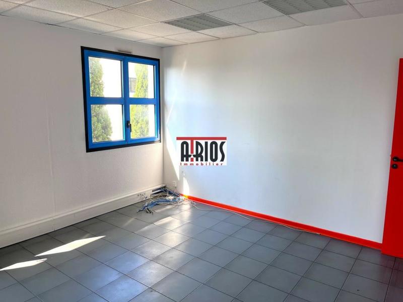 Bureau - 230 m²
