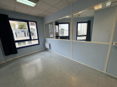 Bureau - 56 m² - 3 pièces