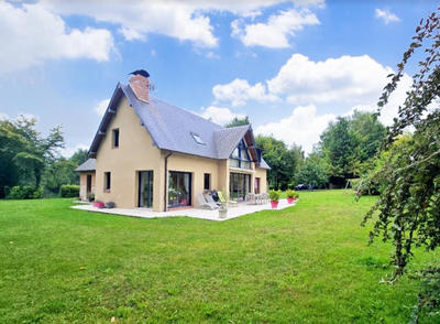 Maison - 187 m² - 6 pièces