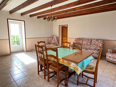 Maison - 167 m² - 4 pièces