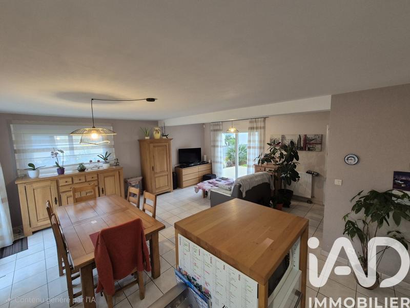 Maison - 95 m² - 5 pièces