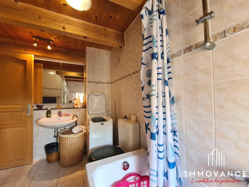 Appartement - 93 m² - 5 pièces