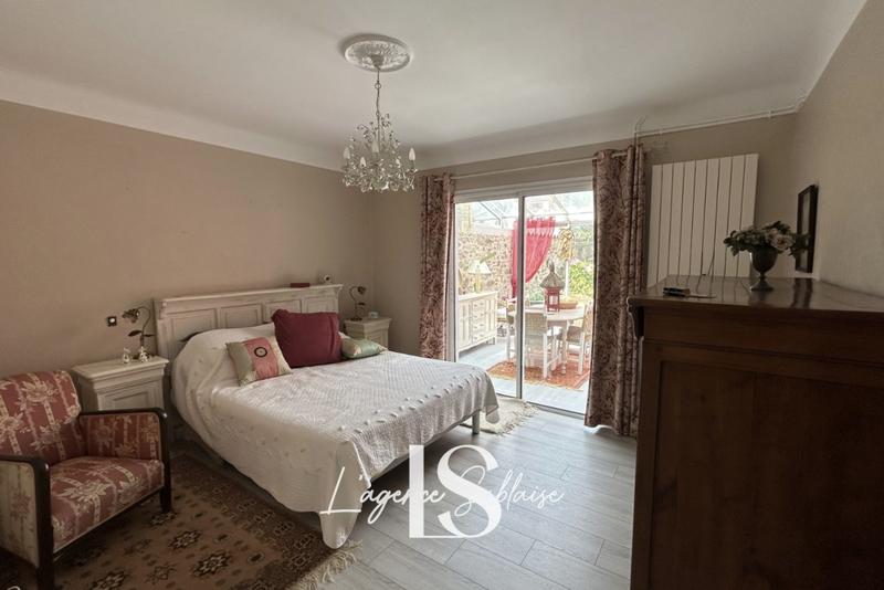 Maison - 187 m² - 6 pièces