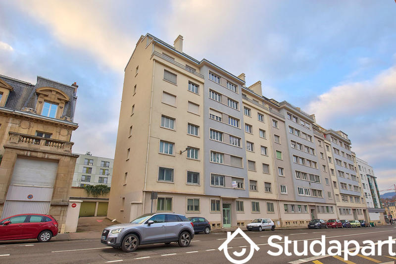 Chambre - 15 m² - 1 pièce