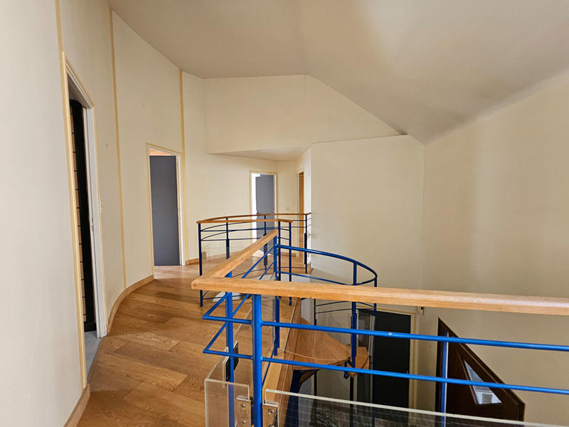 Maison - 172 m² - 5 pièces