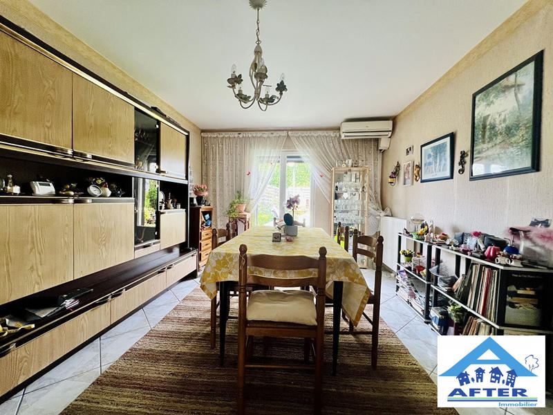 Maison - 121 m² - 5 pièces