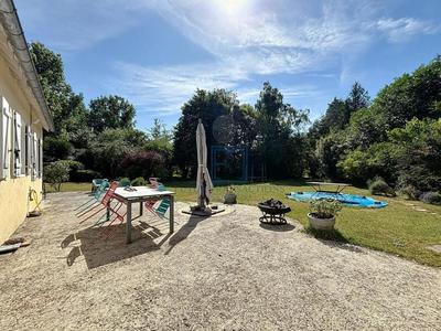 Maison - 164 m² - 8 pièces