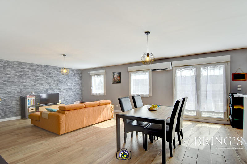 Appartement - 92 m² - 4 pièces