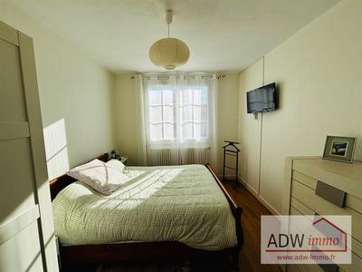 Maison - 90 m² - 3 pièces