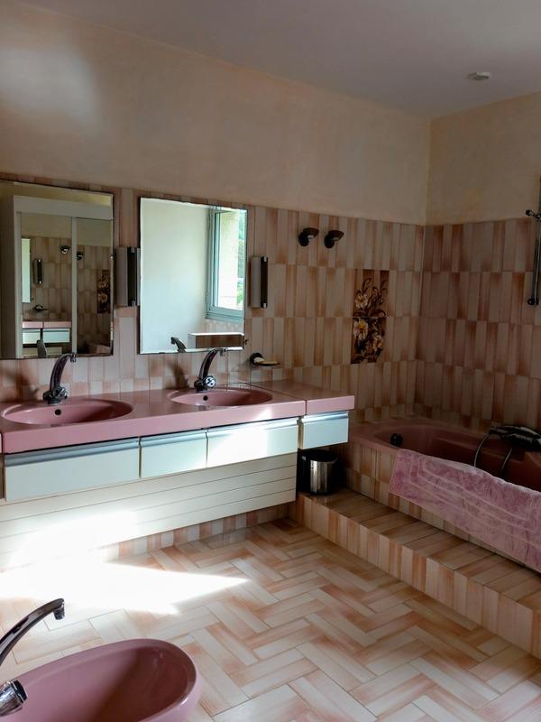 Maison - 220 m² - 9 pièces