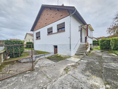 Maison - 86 m² - 5 pièces