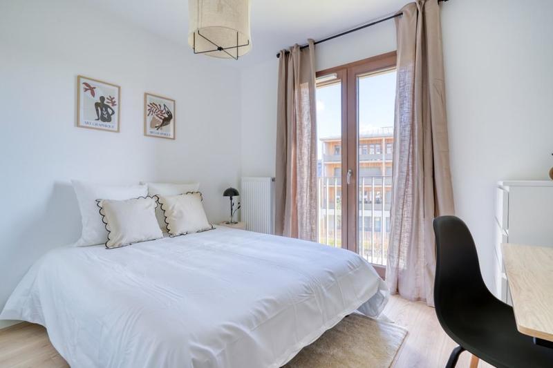 Chambre - 9 m² - 1 pièce