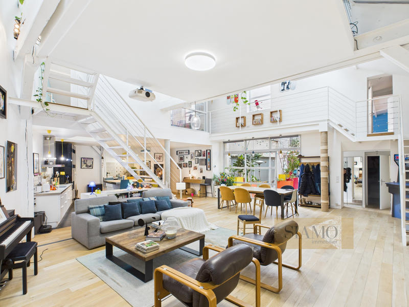 Appartement - 232 m² - 7 pièces