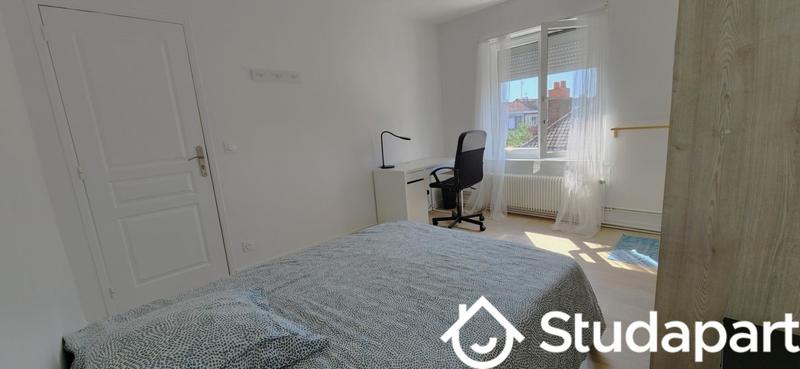 Chambre - 73 m² - 1 pièce