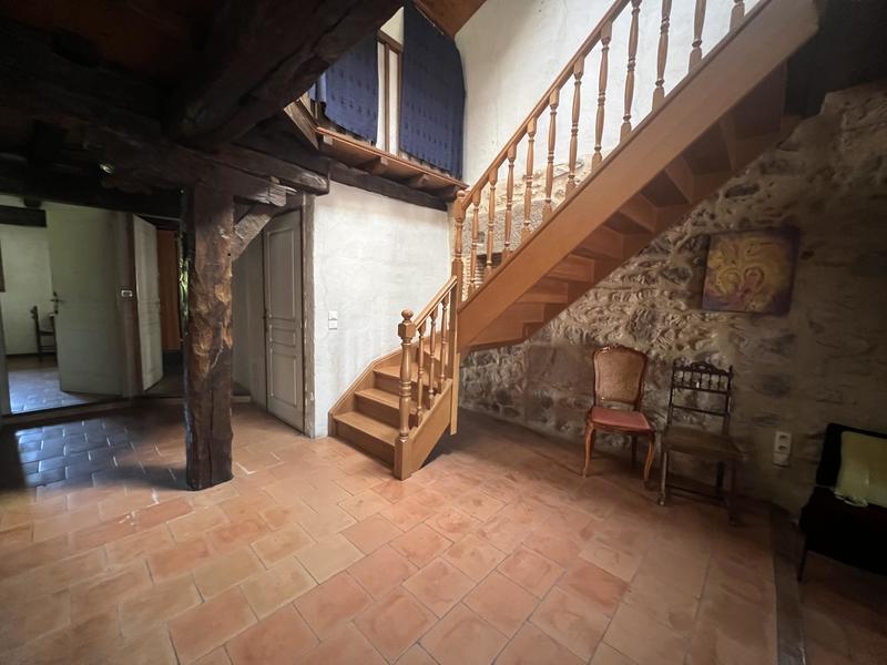 Maison - 253 m² - 7 pièces