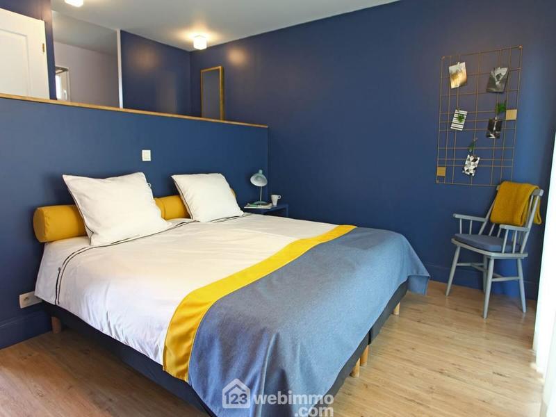 Maison - 737 m² - 20 pièces