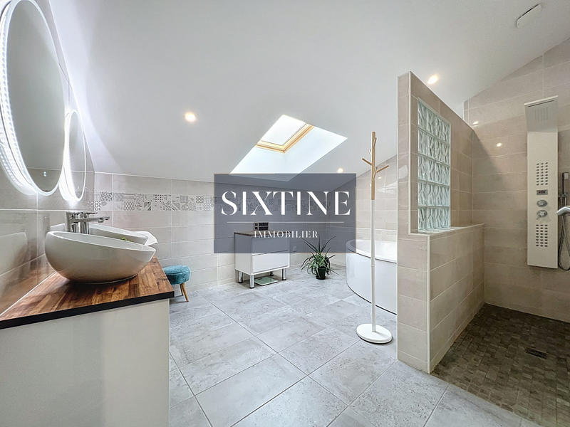 Ferme - 302 m² - 8 pièces