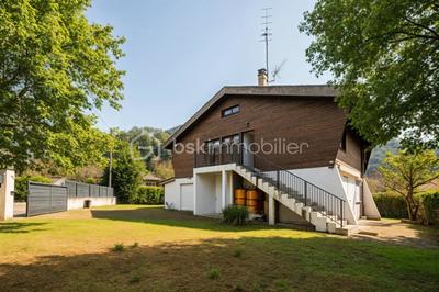 Maison - 123 m² - 4 pièces