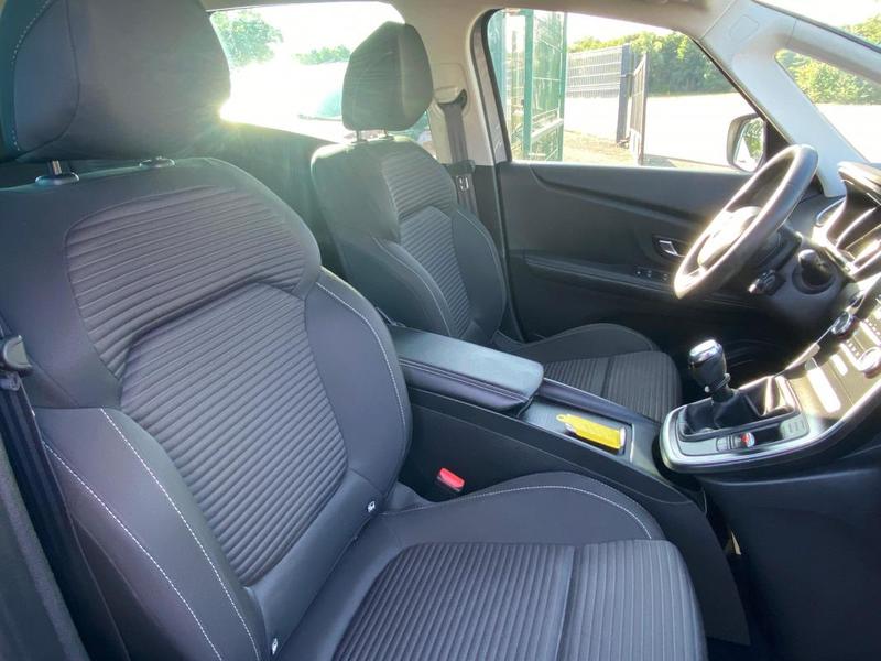 Renault Scénic IV Tce 140 Business