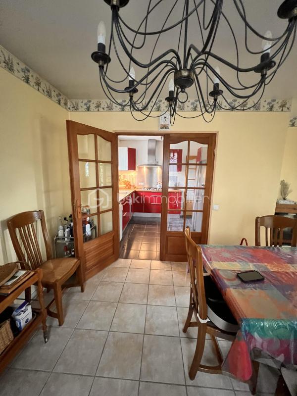 Maison - 104 m² - 5 pièces