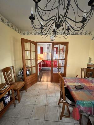 Maison - 104 m² - 5 pièces