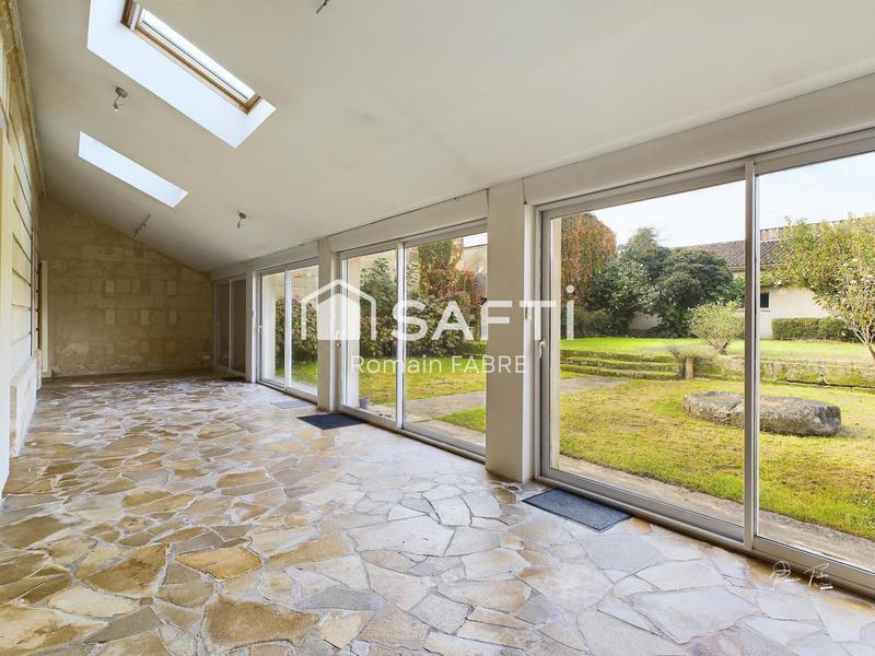 Maison - 304 m² - 7 pièces