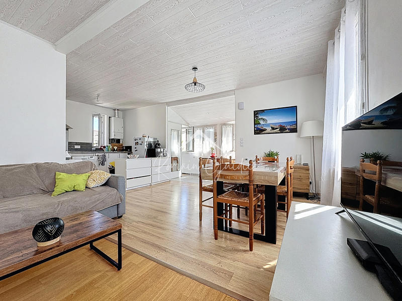 Maison - 80 m² - 4 pièces