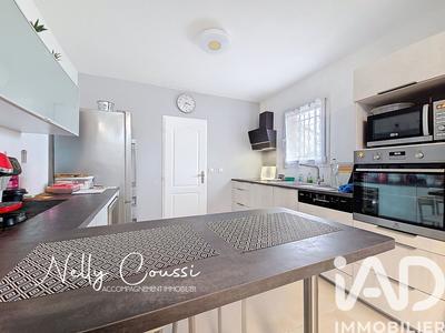 Maison - 81 m² - 4 pièces