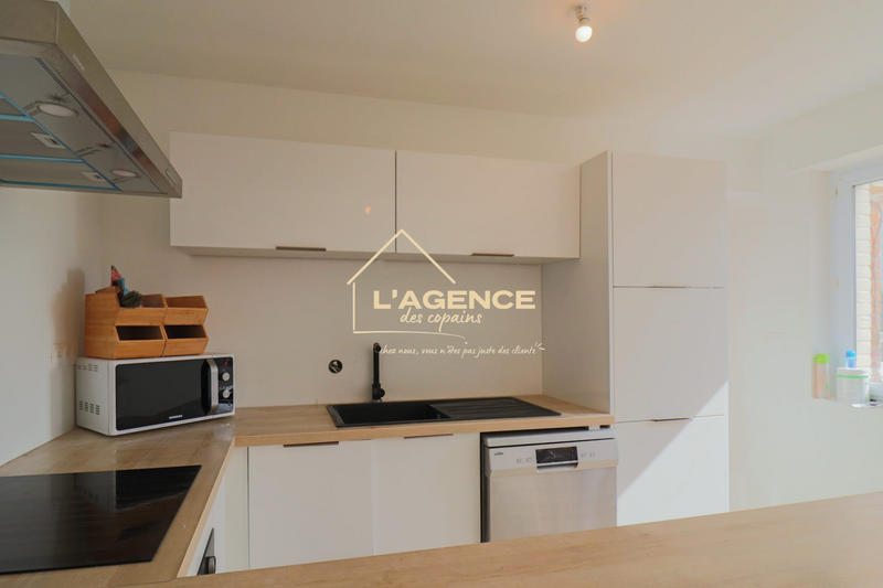 Maison - 90 m² - 3 pièces