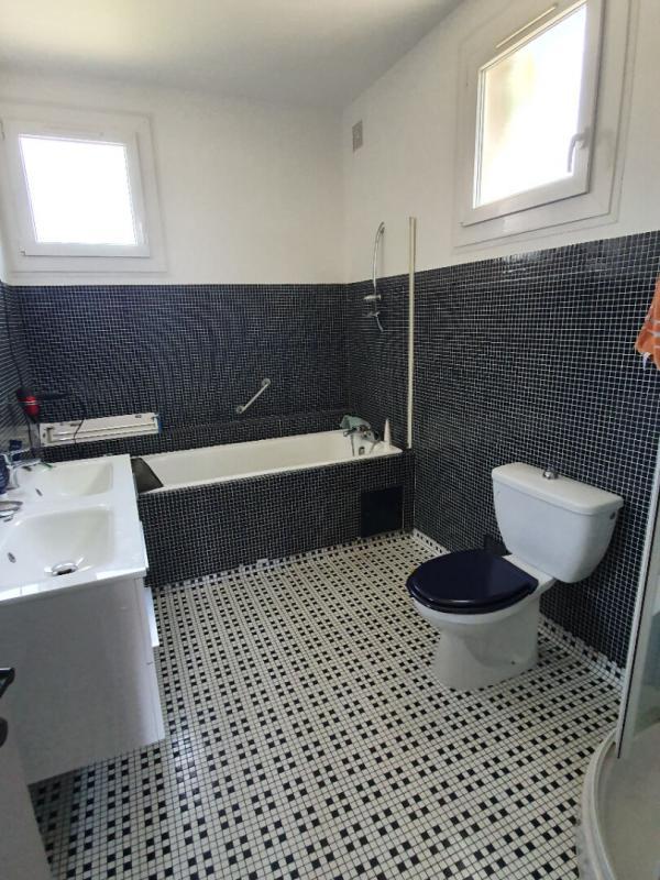 Maison - 180 m² - 6 pièces