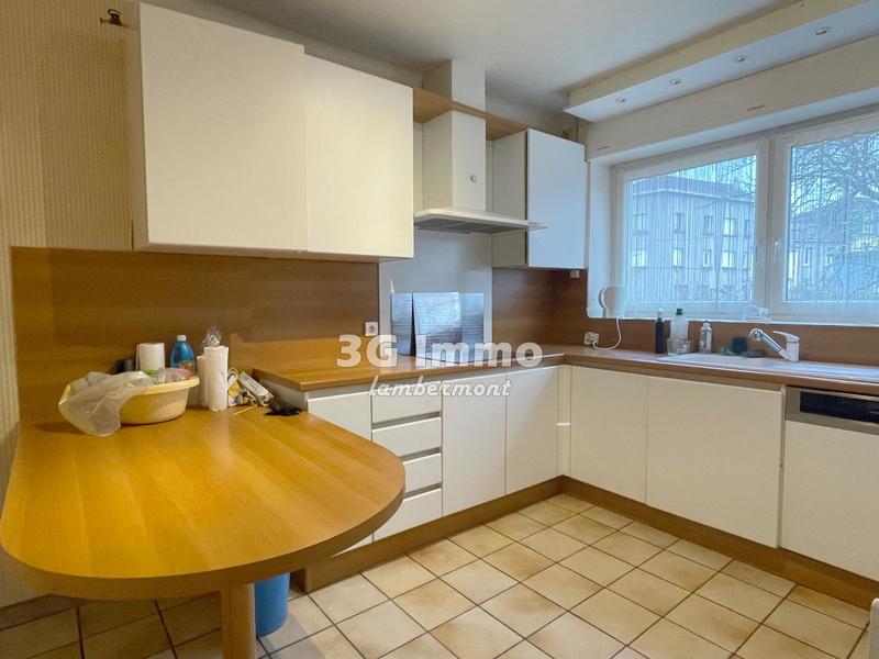 Maison - 170 m² - 8 pièces