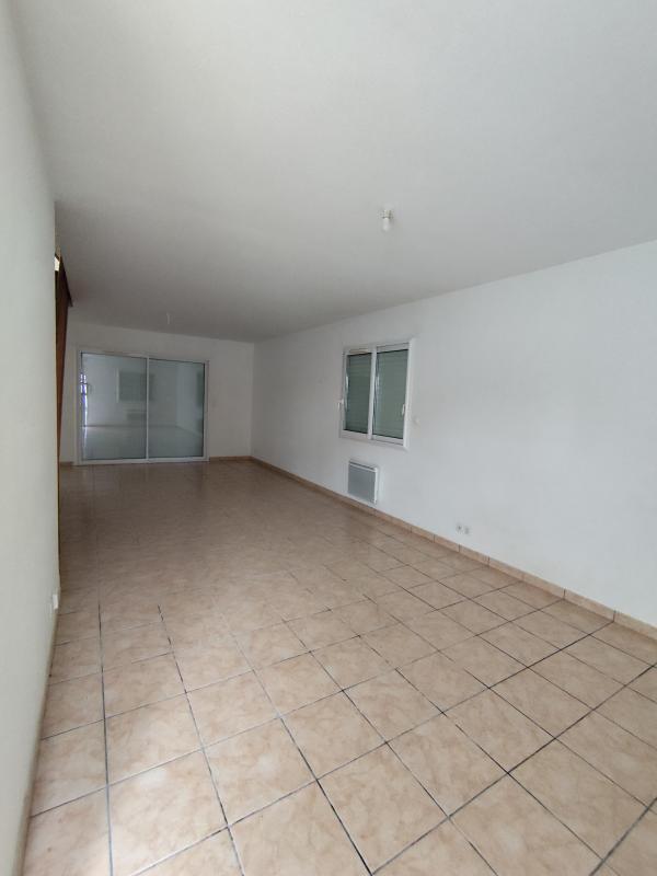 Maison - 200 m² - 12 pièces