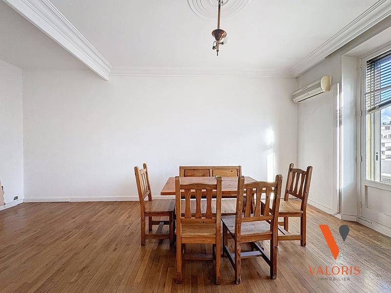 Appartement - 89 m² - 3 pièces