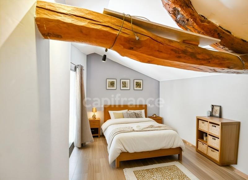 Maison - 193 m² - 6 pièces