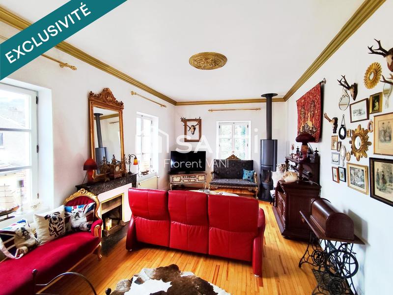 Maison - 213 m² - 6 pièces