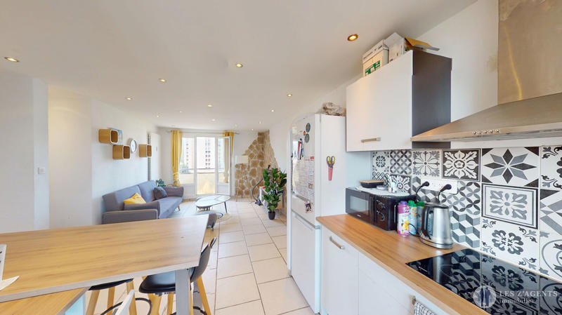 Appartement - 63 m² - 4 pièces