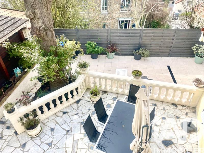 Maison - 127 m² - 5 pièces