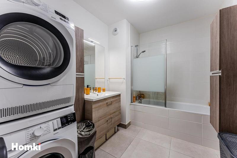 Appartement - 84 m² - 4 pièces