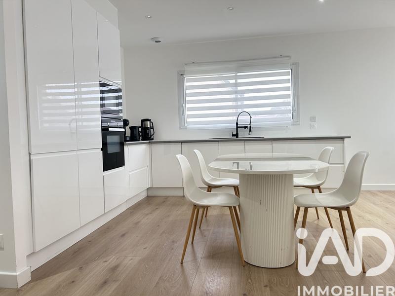 Maison - 125 m² - 7 pièces