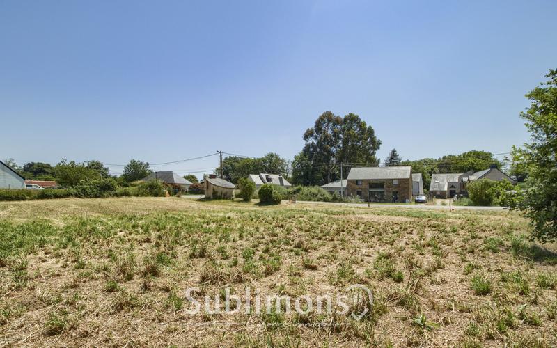 Terrain - 744 m²