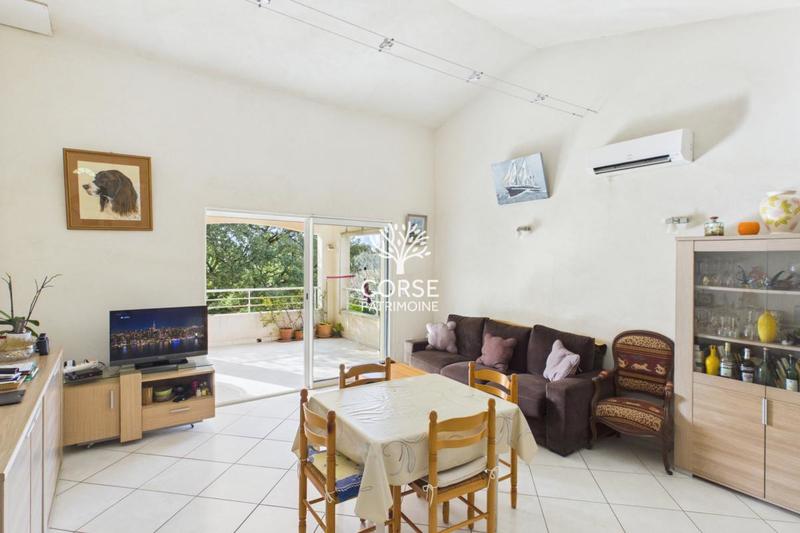 Maison - 102 m² - 3 pièces