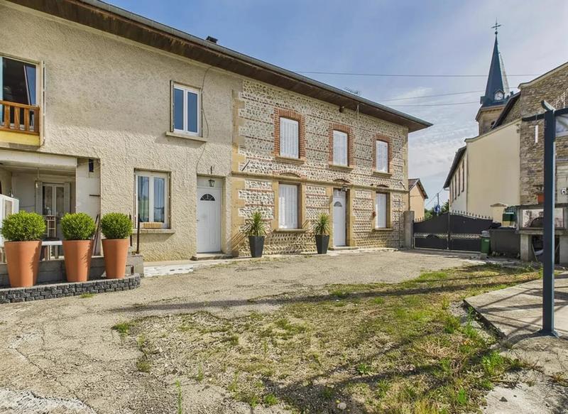 Maison - 197 m² - 8 pièces